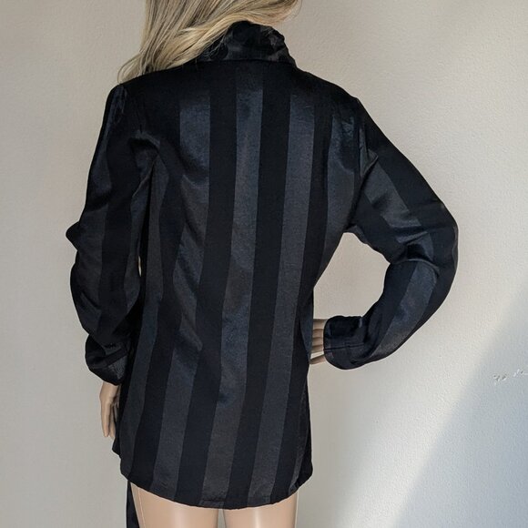 Victoria's Secret Wrap Tie Kimono Robe Striped Polka Dot Satin XS/S - Picture 4 of 12